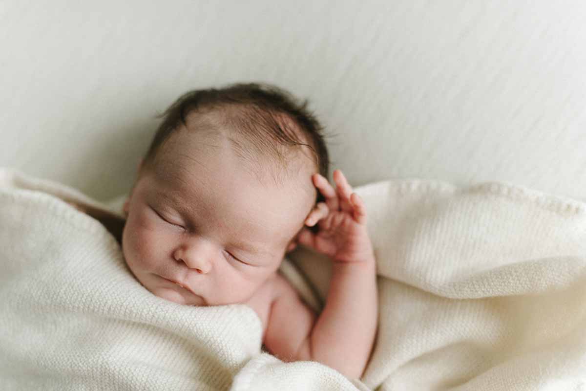 Nyfødt fotografering - smukke nyfødt billeder i Vejle